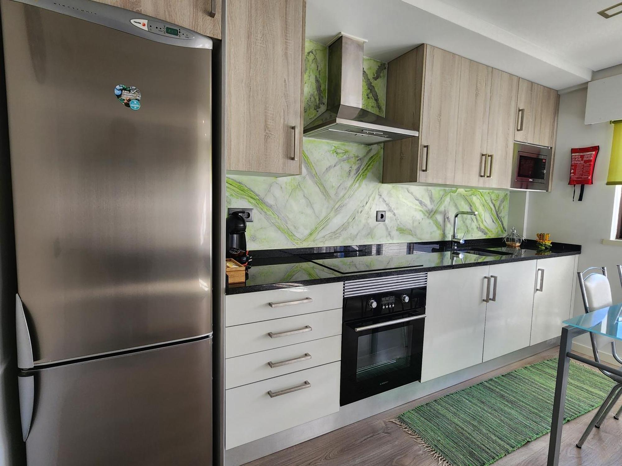 Ria Center Apartment - Left Фаро Екстериор снимка